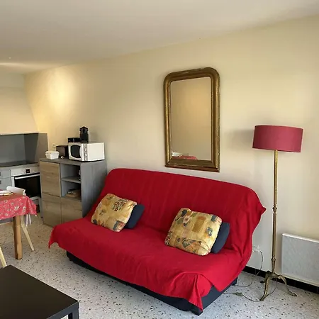 Appt 2 Pieces Du Roi Gr380-005 Apartment *